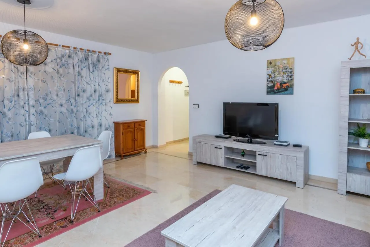 2Br Urban Getaway - Good Wifi, Swimming Pool Apartman Fuengirola Spanyolország