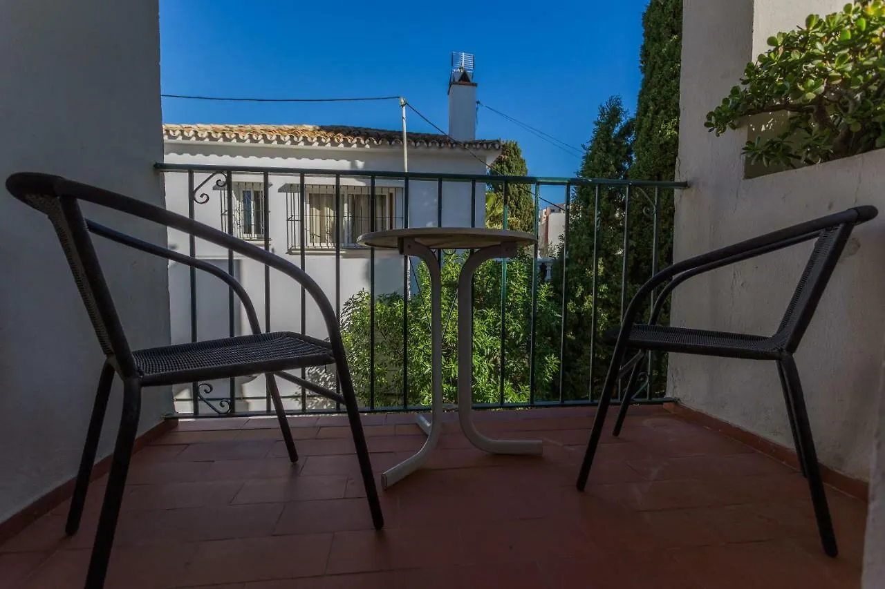 2Br Urban Getaway - Good Wifi, Swimming Pool Apartment Fuengirola